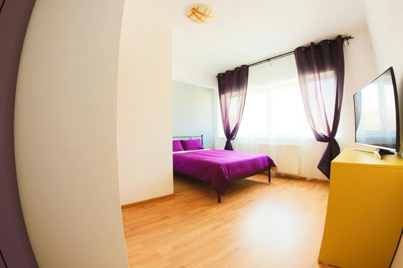 Color Apartments Downtown Bucharest Exterior photo